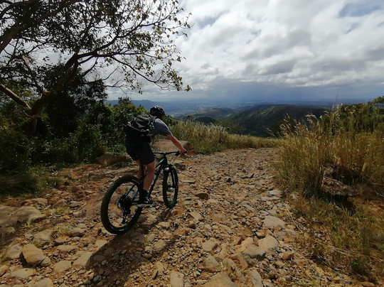 Beyond Outdoor Adventures Philippines-马卡蒂必去景点