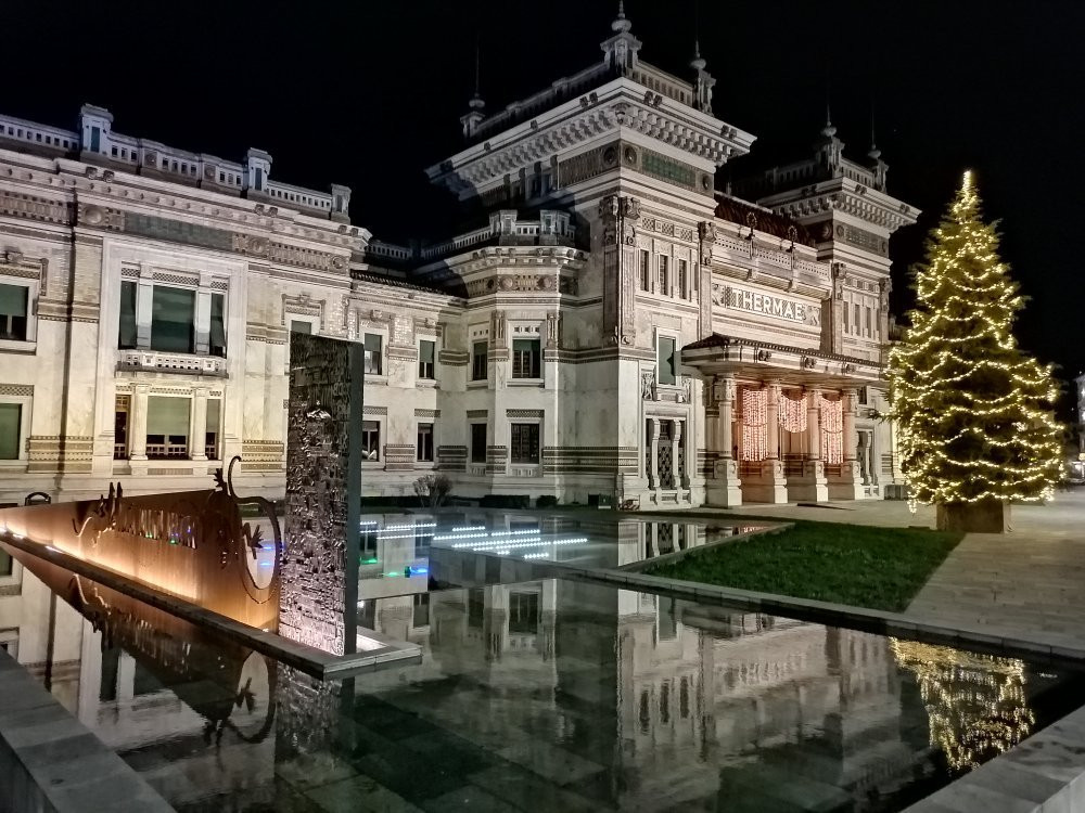 Piazza Lorenzo Berzieri-萨尔索马焦雷泰尔梅必去景点