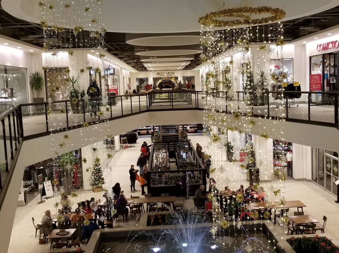 The Shops at Kenilworth-陶森必去景点