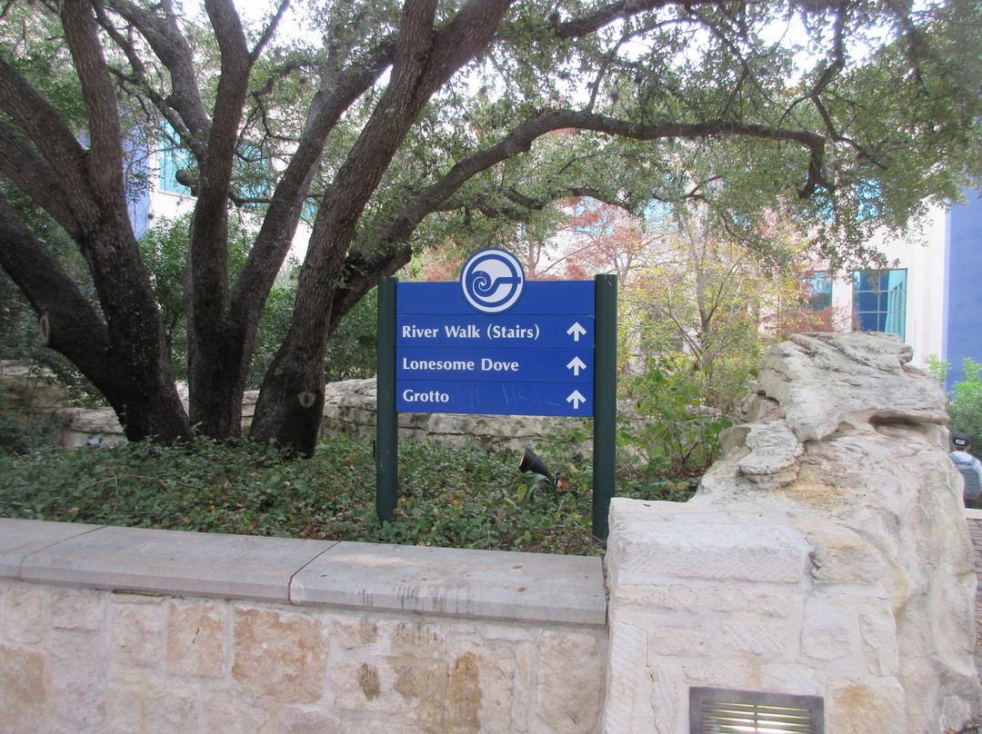 Henry B. Gonzalez Convention Center-圣安东尼奥市必去景点