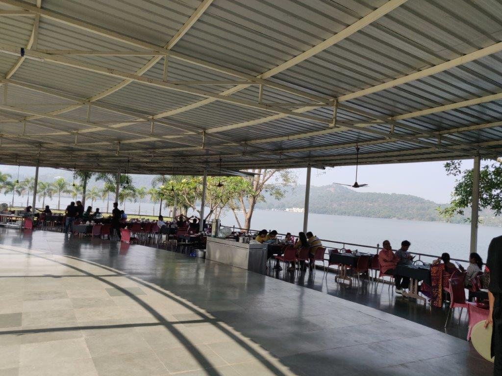 OYO 24344 Aquarius Resort-餐饮