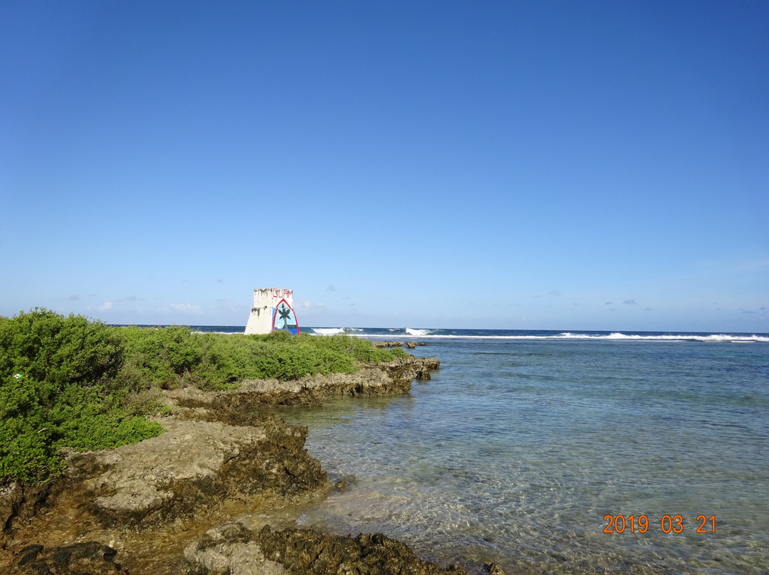 First beach景点图片