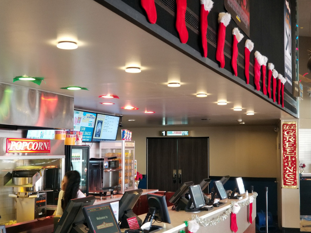 Cinema 12-Carpentersville必去景点