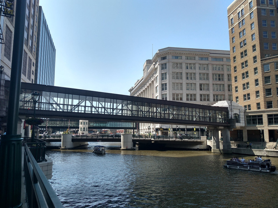 Milwaukee RiverWalk景点图片