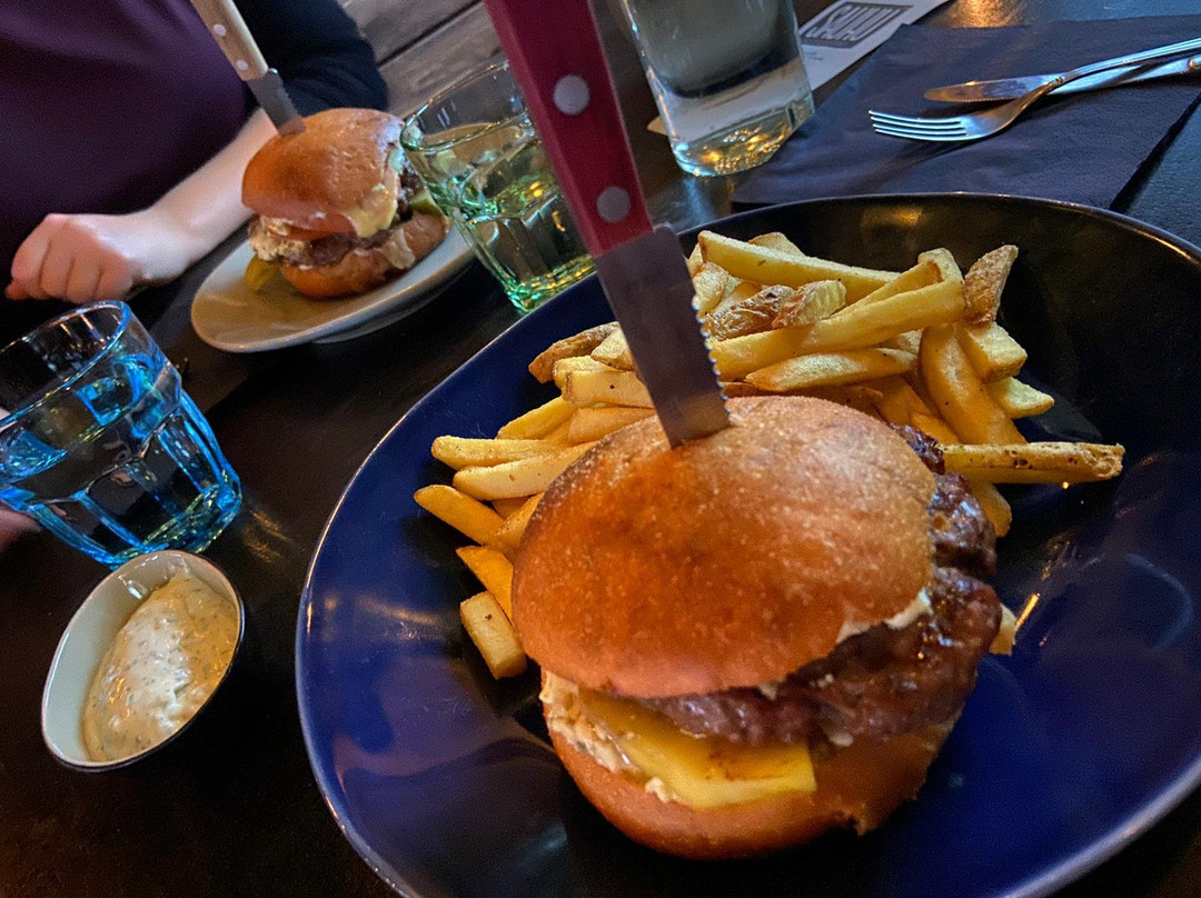 Sauhu Bistro & Bar