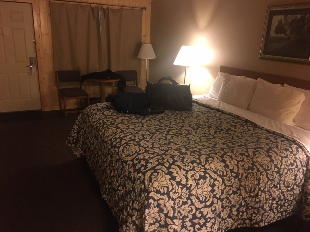 AmeriVu Inn & Suites主图