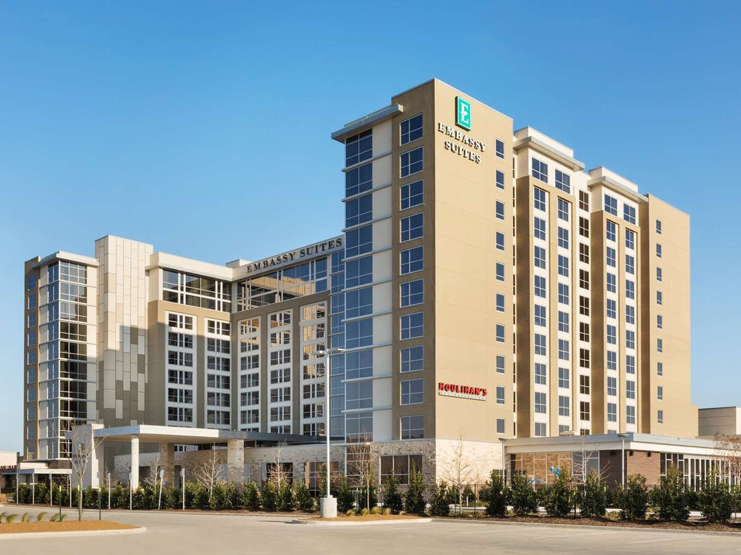 Embassy Suites by Hilton Denton Convention Center主图