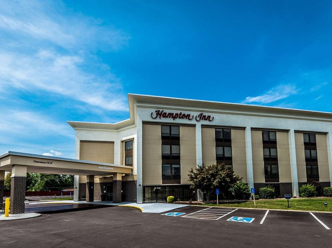 Hampton Inn St. Charles St. Peters主图