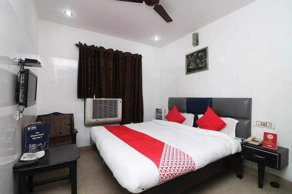 OYO 28423 The Uttam Hotel主图