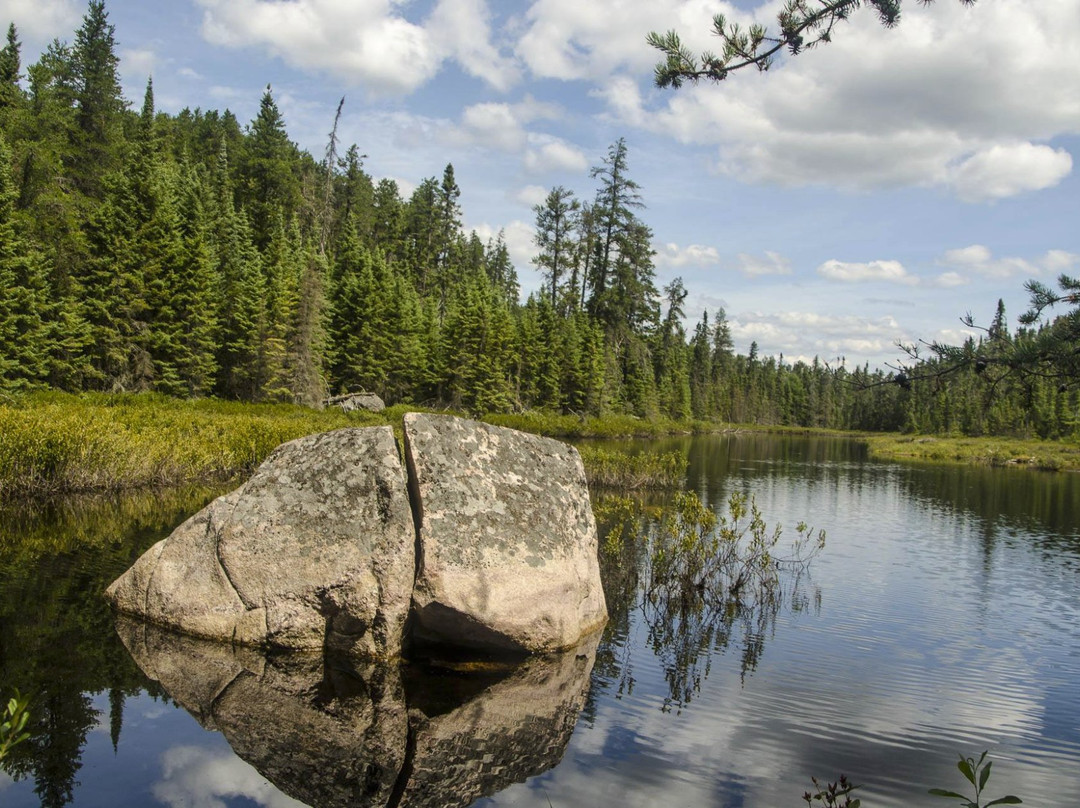 Halfway Lake Provincial Park景点图片