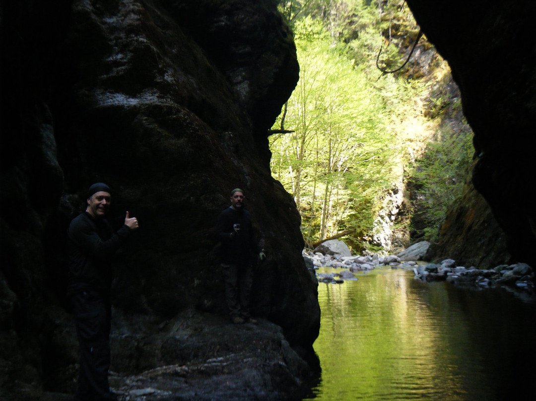 Walton Glen Gorge Falls景点图片