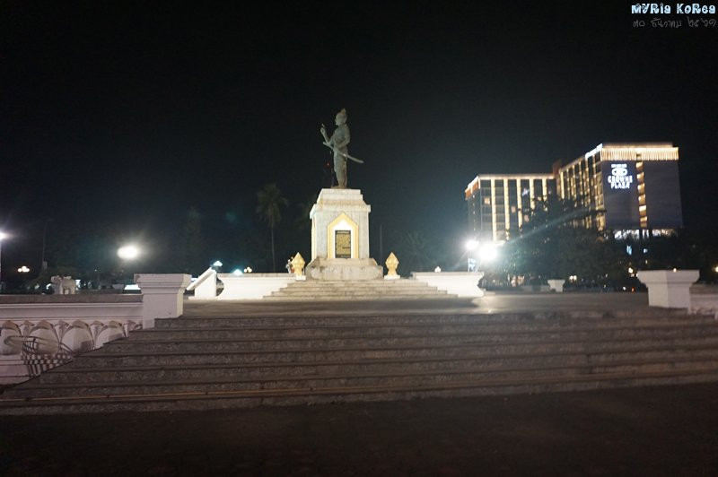 Fa Ngum Statue-万象必去景点