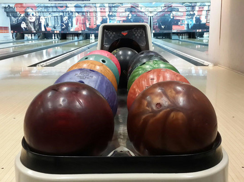 Martinez旅游景点-Snack Bowling