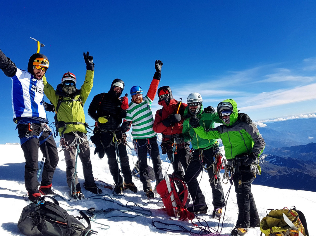 Andes Climbing Expeditions-瓦拉斯必去景点