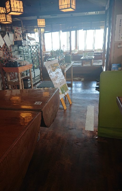日愛うどん 津名店