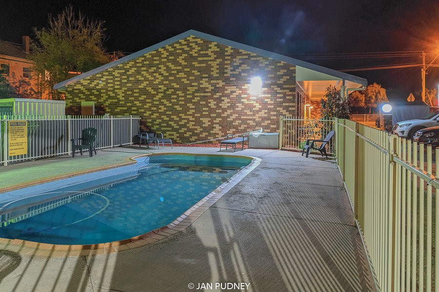 Highway Inn Motel主图