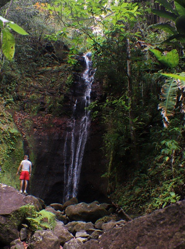 la cascade d'Anba So à Fond Lahaye