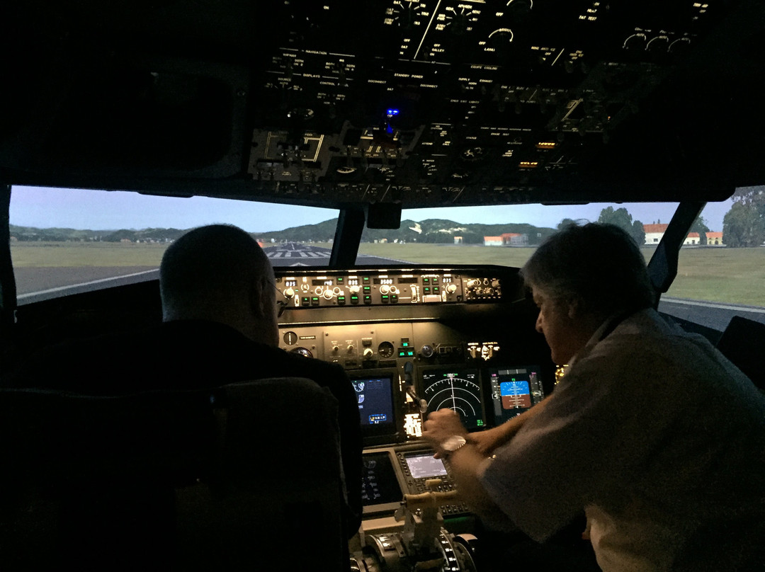Airavana Flight Simulator景点图片