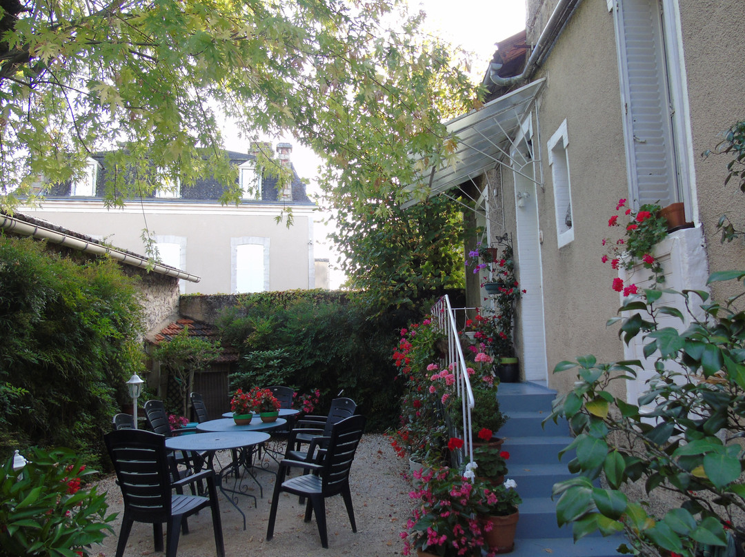 Aux Volets Blancs主图