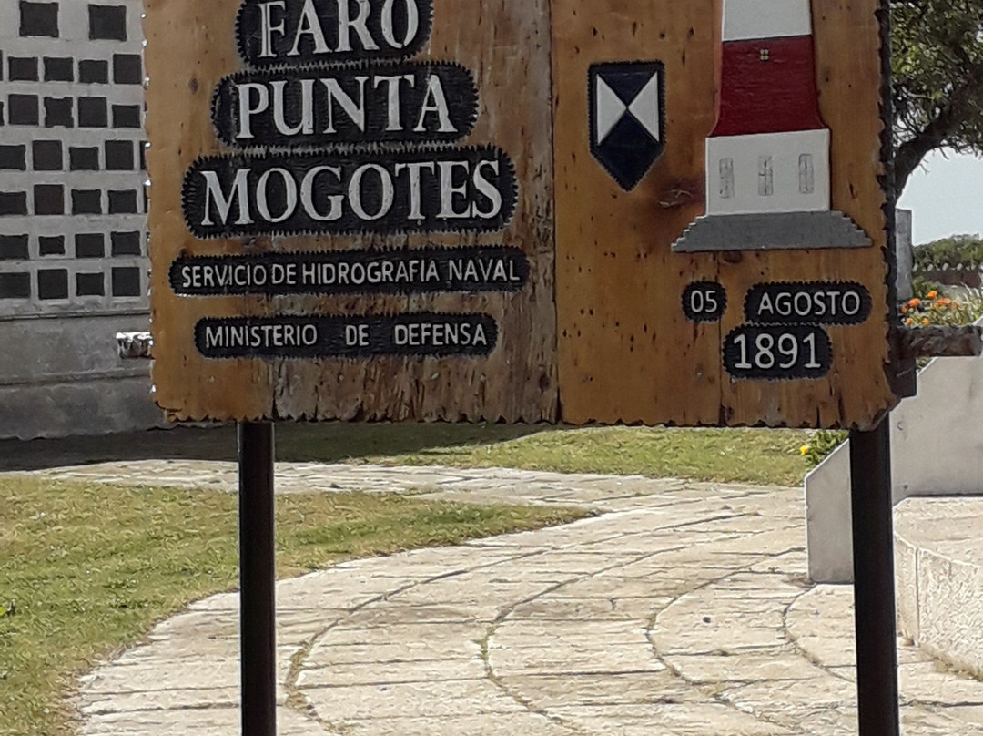Punta Mogotes景点图片