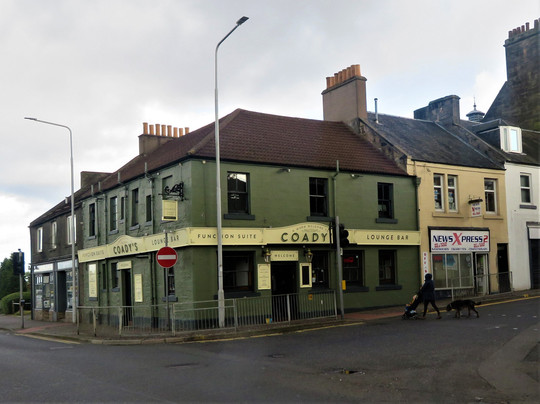 Coadys Bar-丹弗姆林必去景点