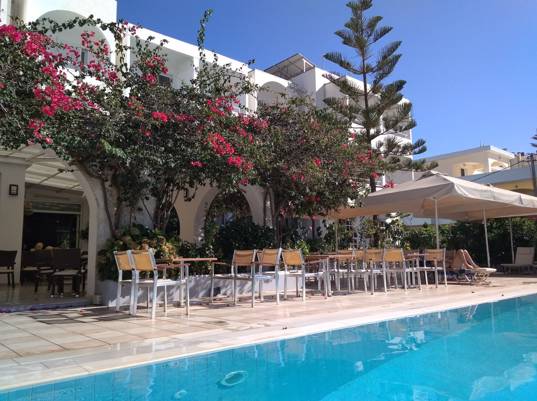 Kyparissia Beach Hotel主图