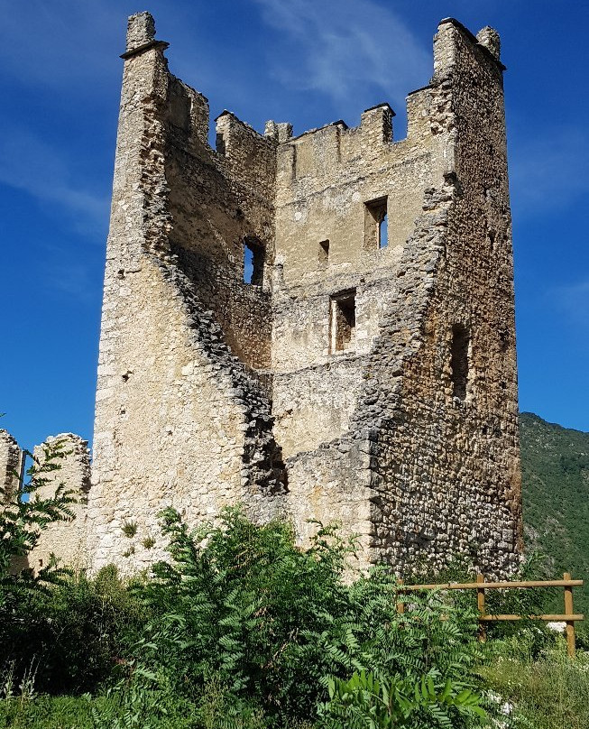 Chateau de Miglos景点图片