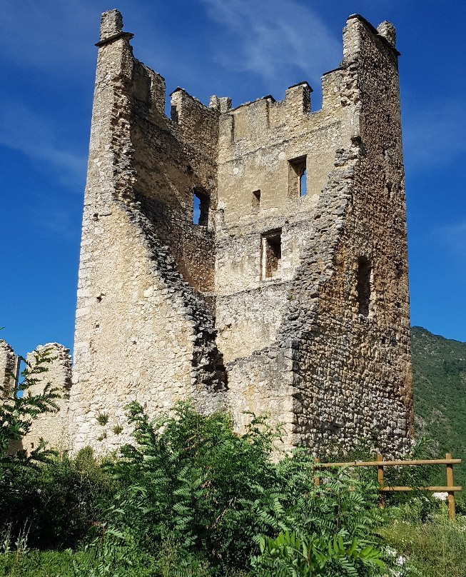 Chateau de Miglos-Miglos必去景点