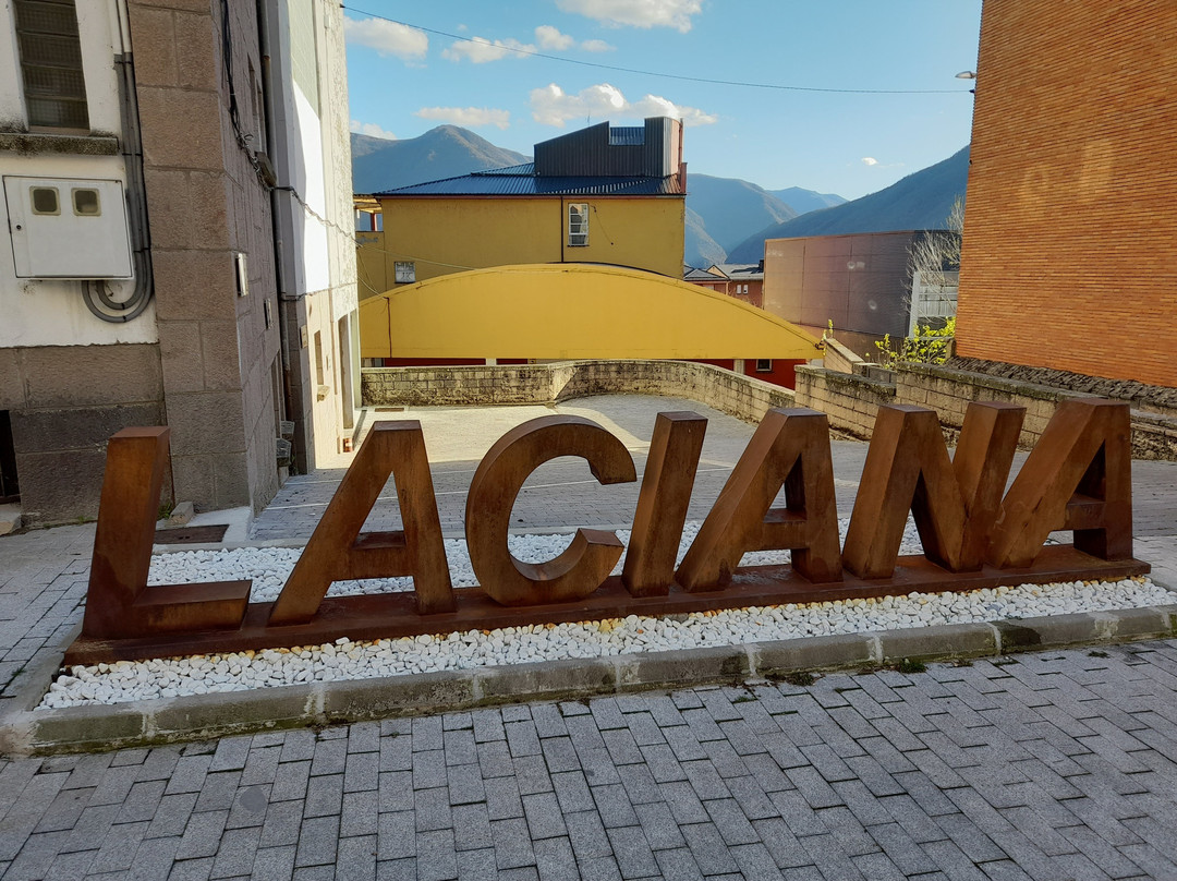 Letras Laciana景点图片