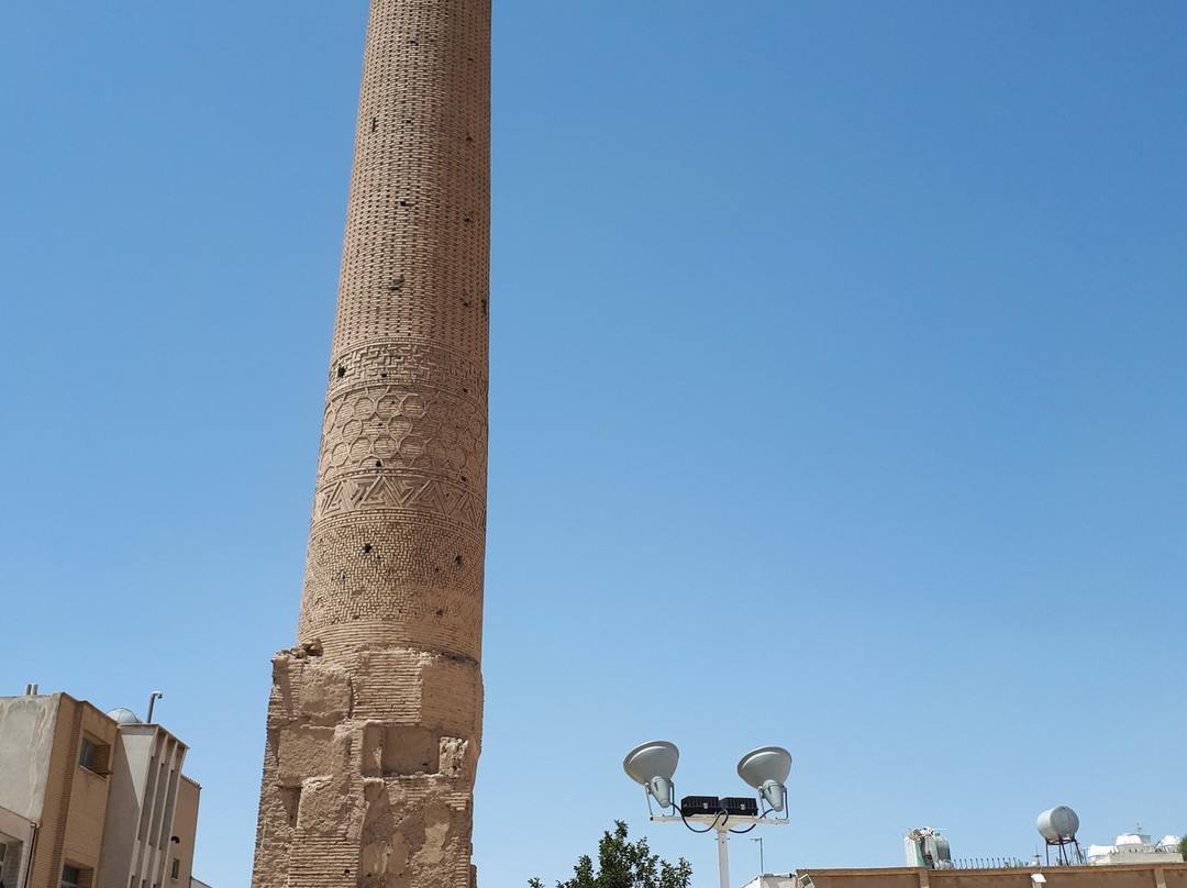 Minar Chihil Dukhtaran-Isfahan必去景点
