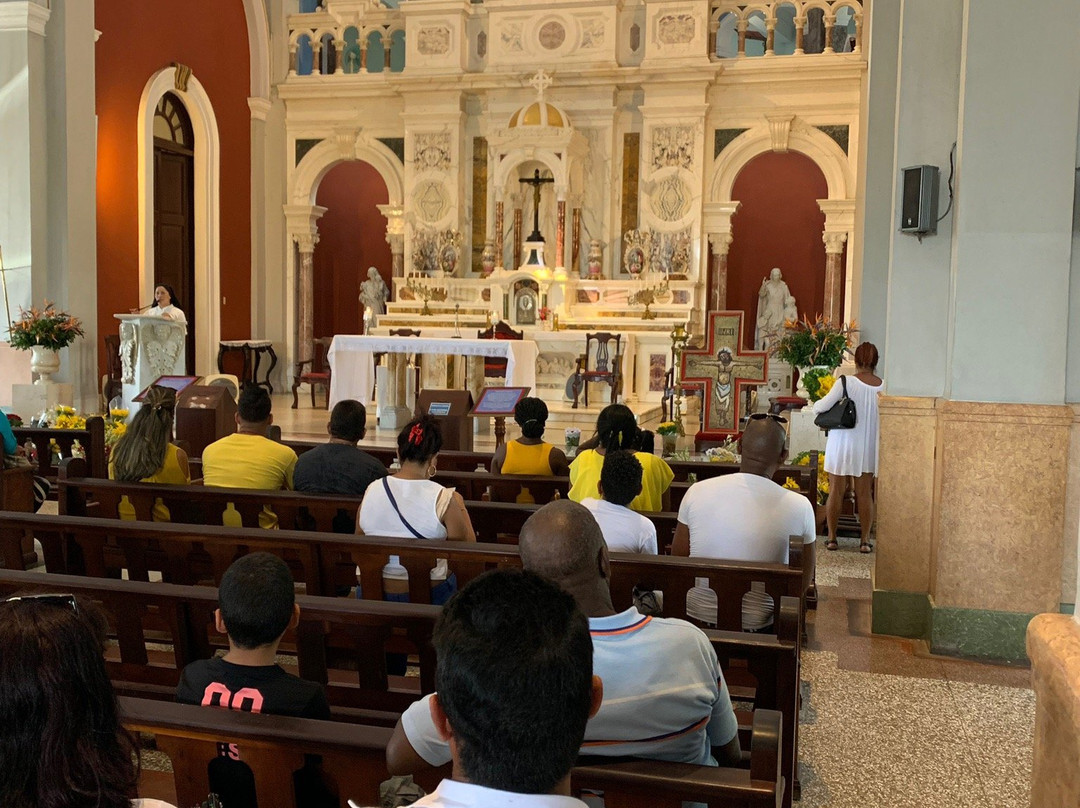 Basilica de la Virgen de la Caridad del Cobre景点图片