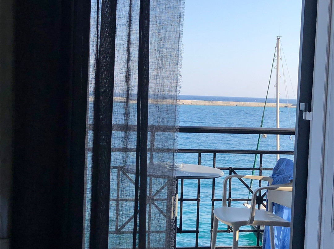 Samaina Port Hotel主图