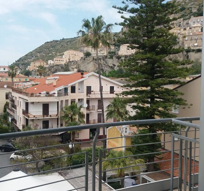 地中海宫酒店主图