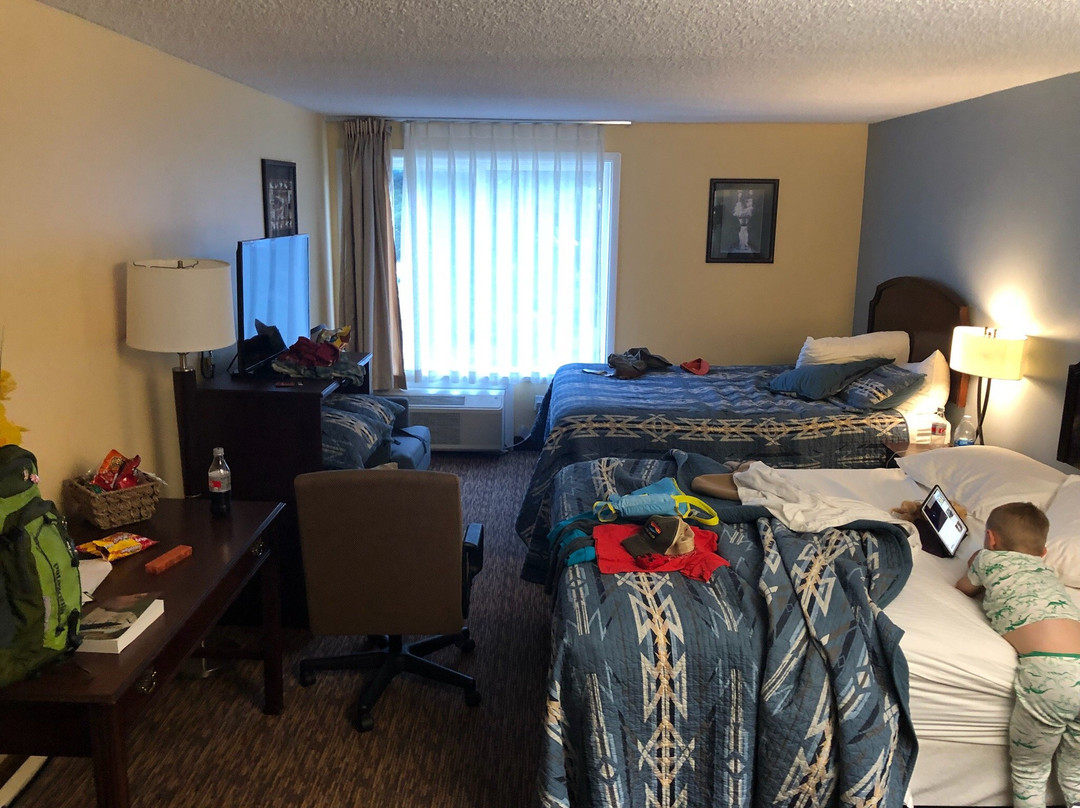 Columbia Gorge Inn主图