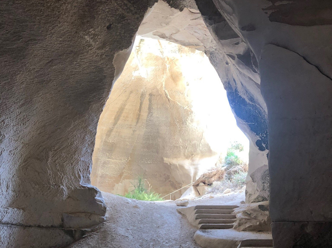 Twins Cave景点图片