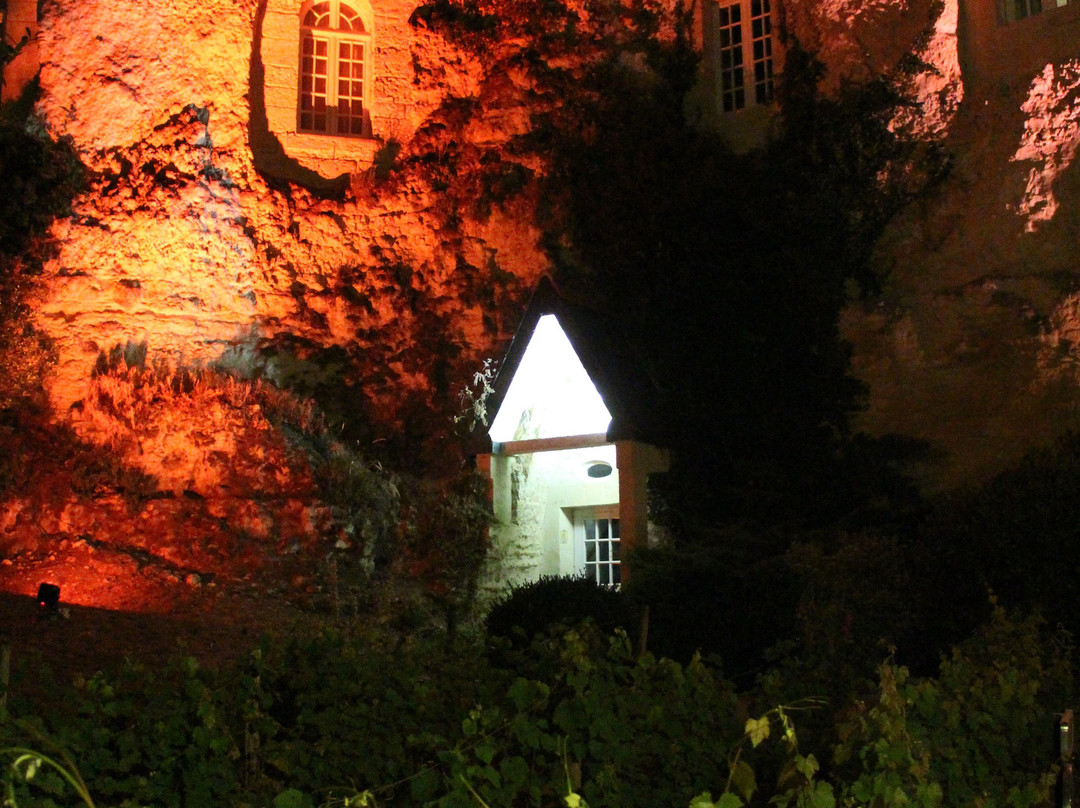 豪特斯洛克斯酒店主图