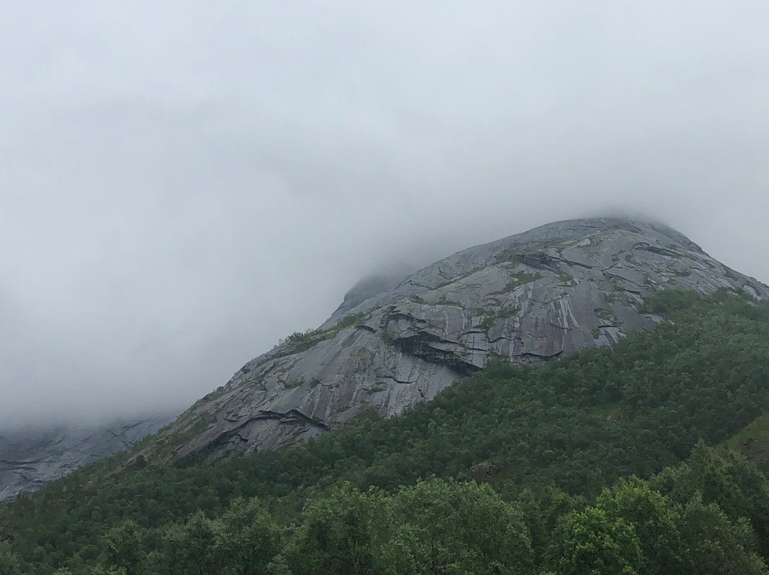 Stetind Mountain景点图片