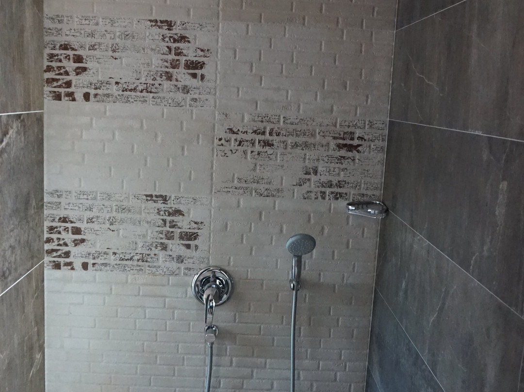 8 1/2 Art Guest House主图