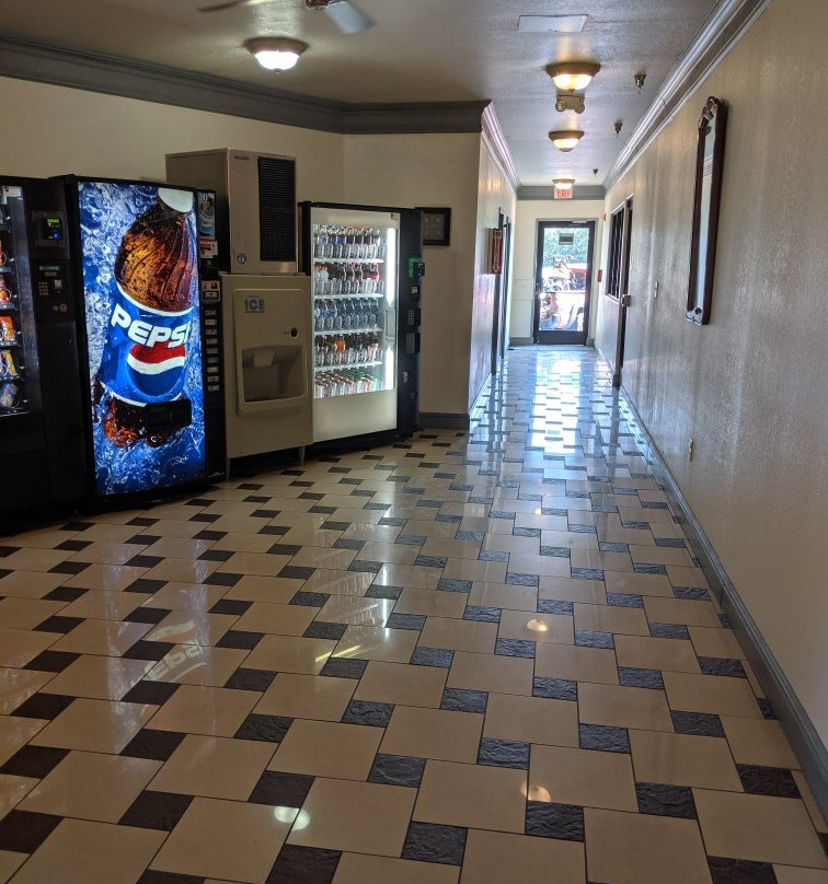 Comfort Suites Gallup East Route 66 and I-40主图