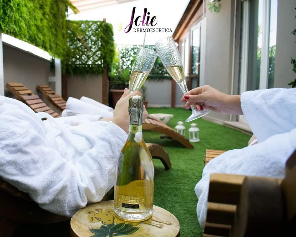 Jolie Dermoestetica-萨萨里省必去景点