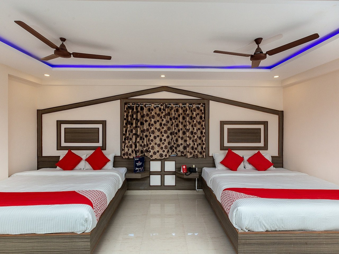 Hotel Nagoorar Inn主图