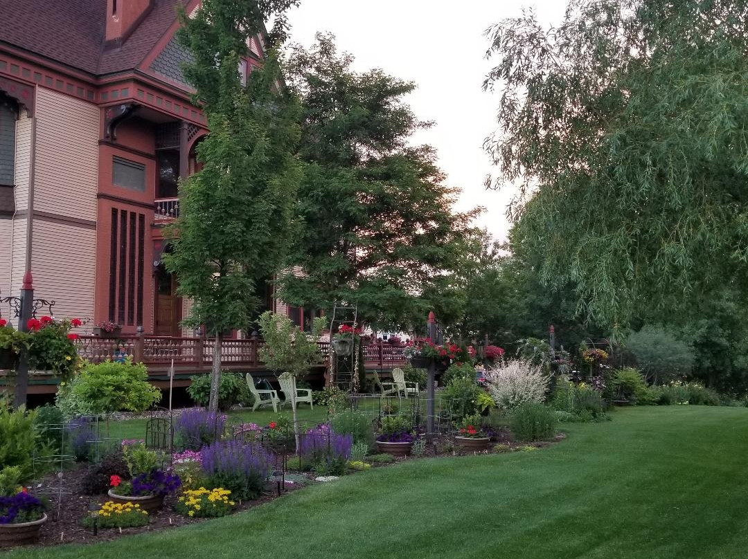 Le Chateau The Manor Bed and Breakfast主图