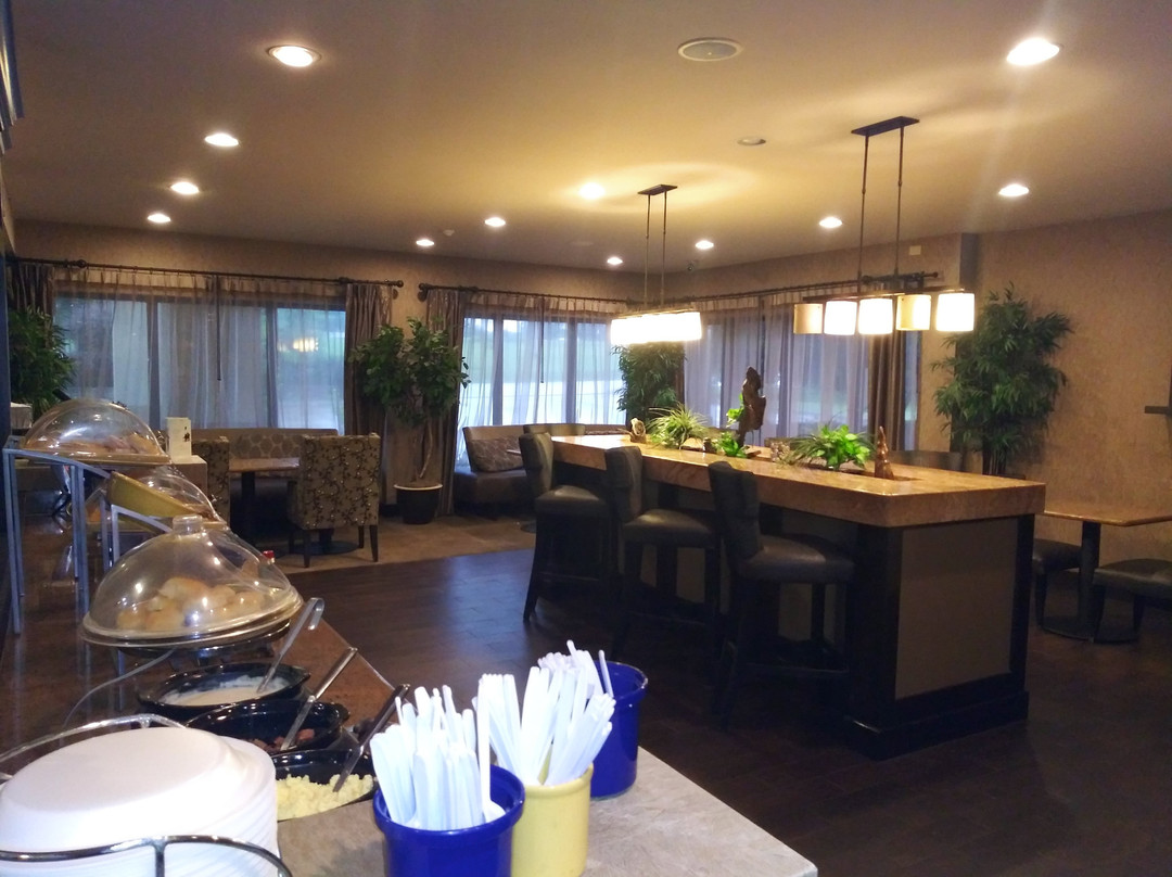 南朗维尤希尔顿恒庭酒店主图