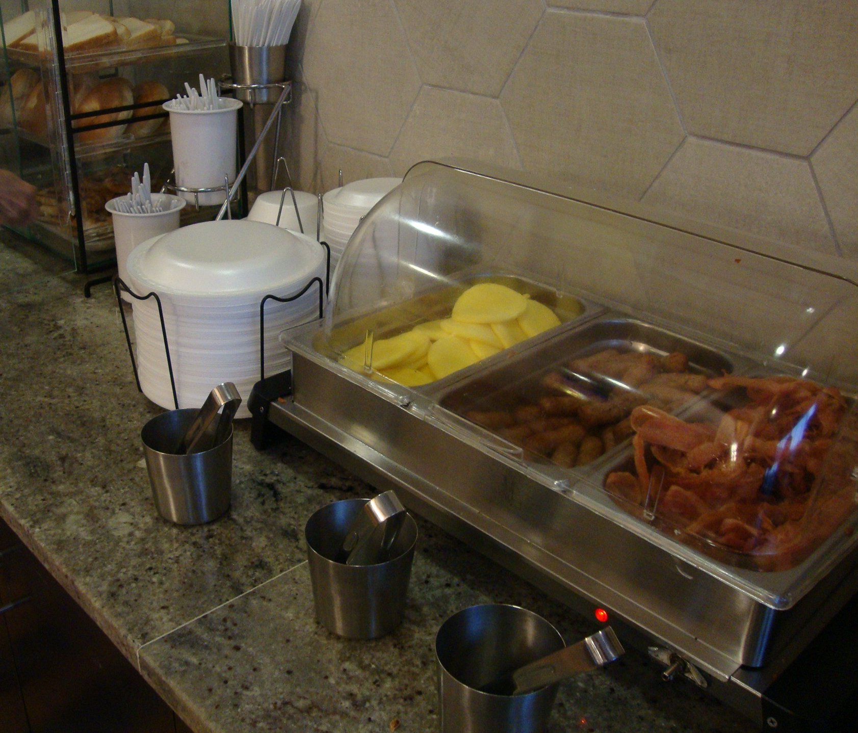 La Quinta Inn & Suites by Wyndham Richmond-Midlothian-餐饮