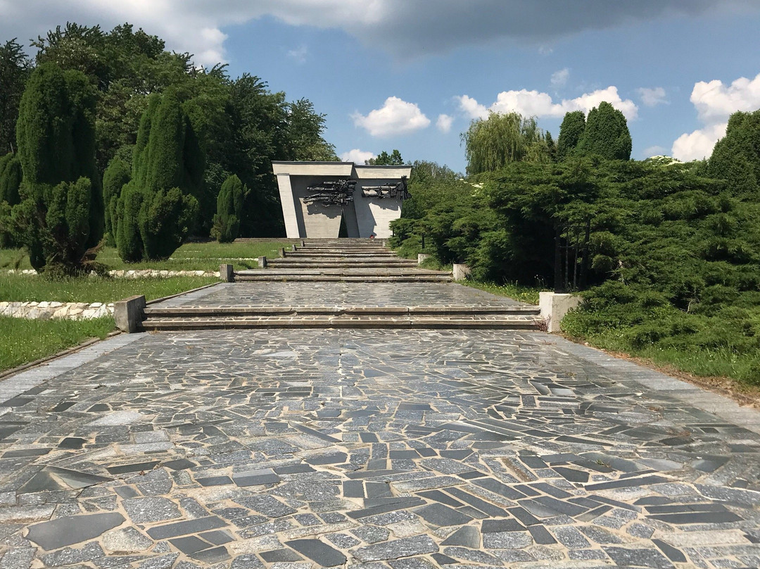 Central Prisoner of War Museum景点图片