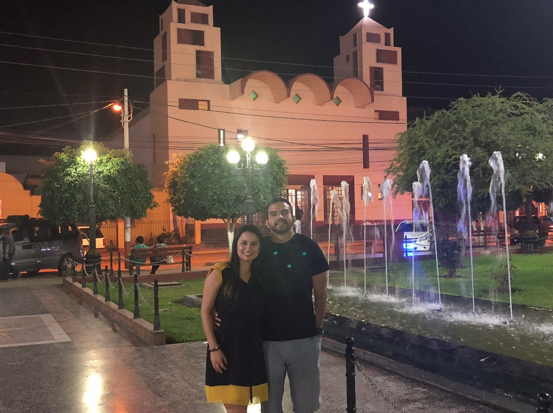 Iglesia de Santiago Apostol-纳斯卡必去景点