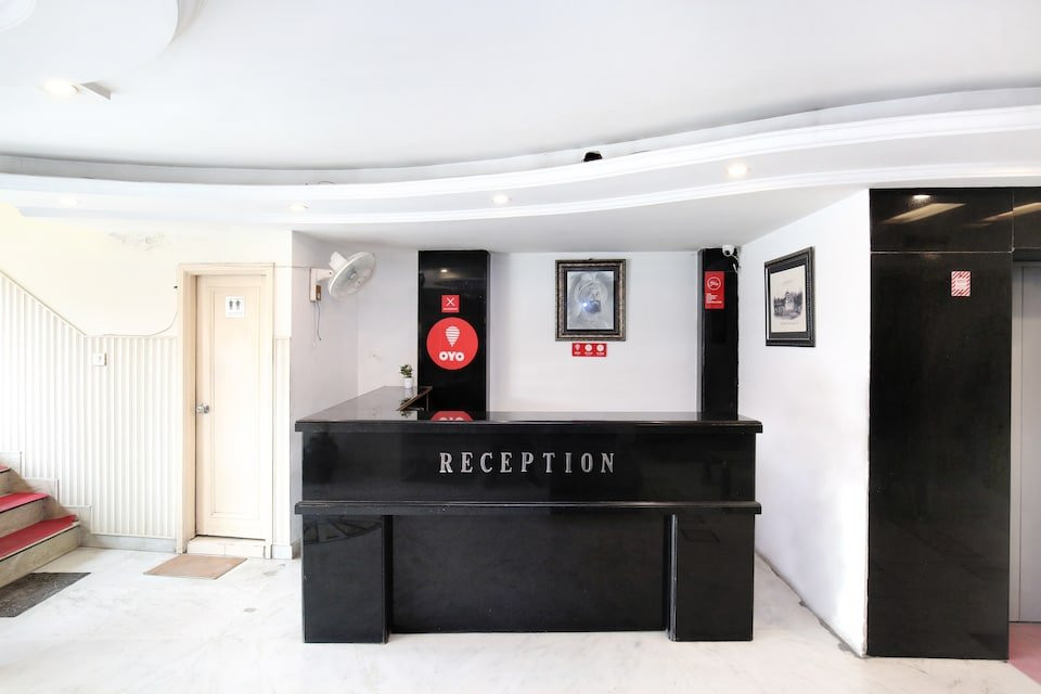 OYO 14657 Hotel Dee Sons主图