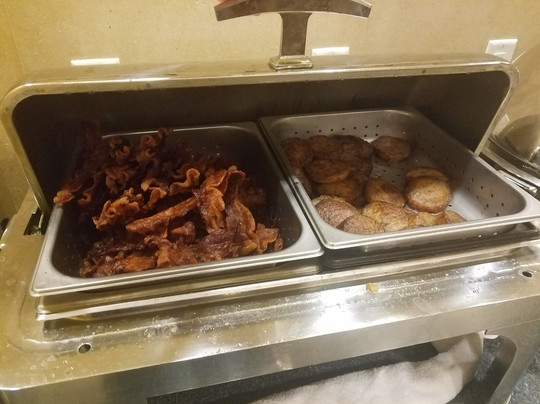 Holiday Inn St. Louis-Fairview Heights by IHG主图