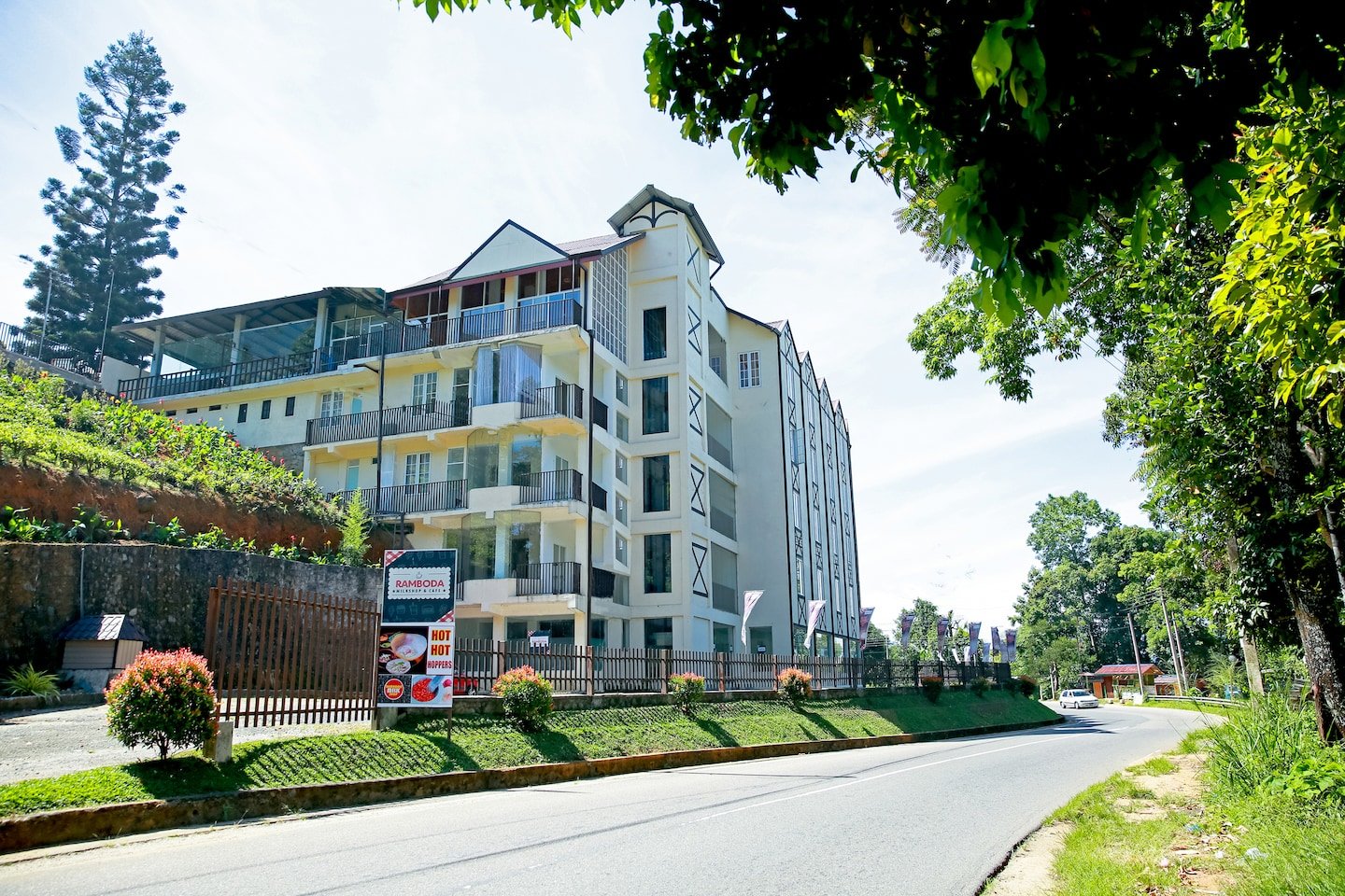 Glenloch Tea Factory Hotel-官方