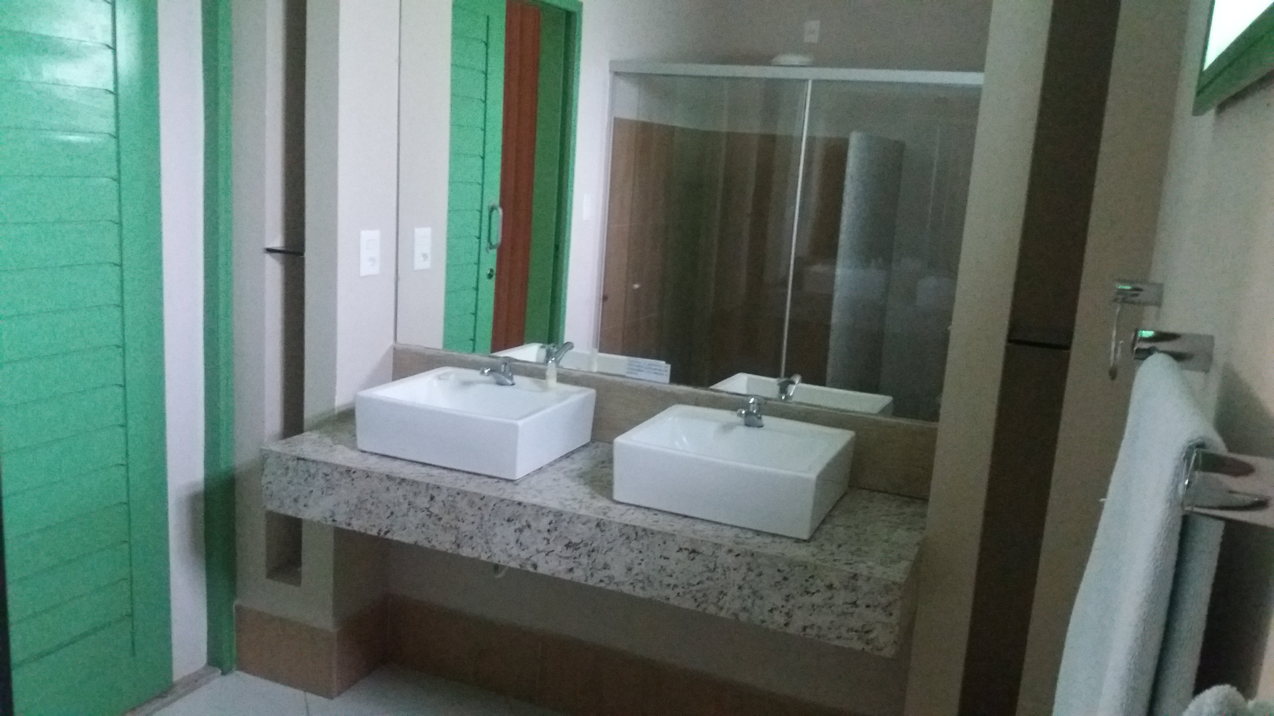 Olho Dagua Park Hotel-浴室